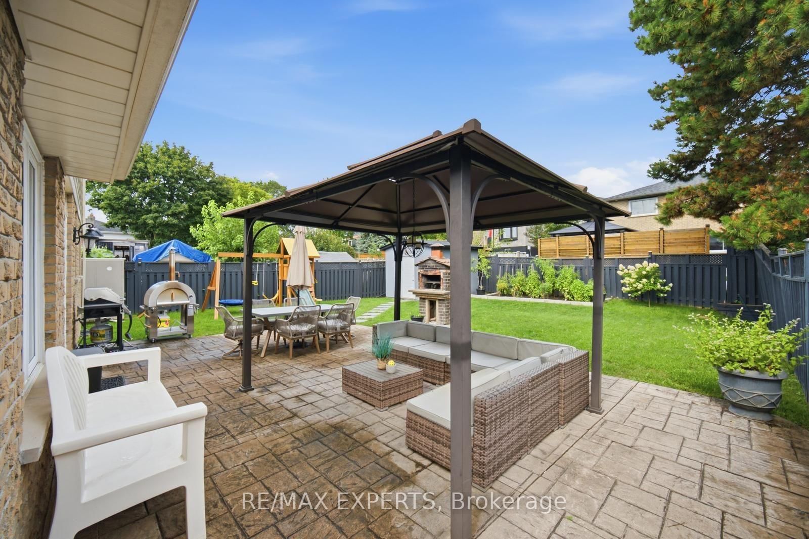 444 Maplegrove Avenue • Bradford West Gwillimbury, ON photo 43