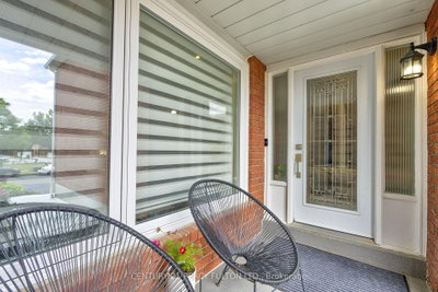 109 Woodcroft Lane • Vaughan, ON photo 4