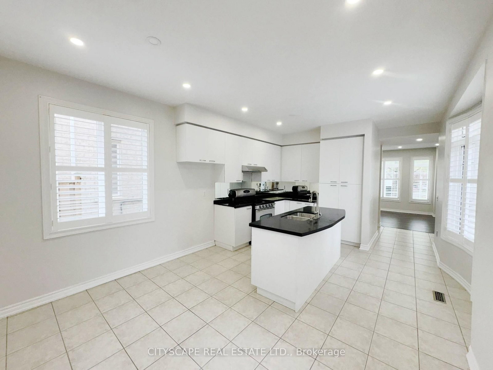 116 Emery Hill Boulevard • Markham, ON photo 10