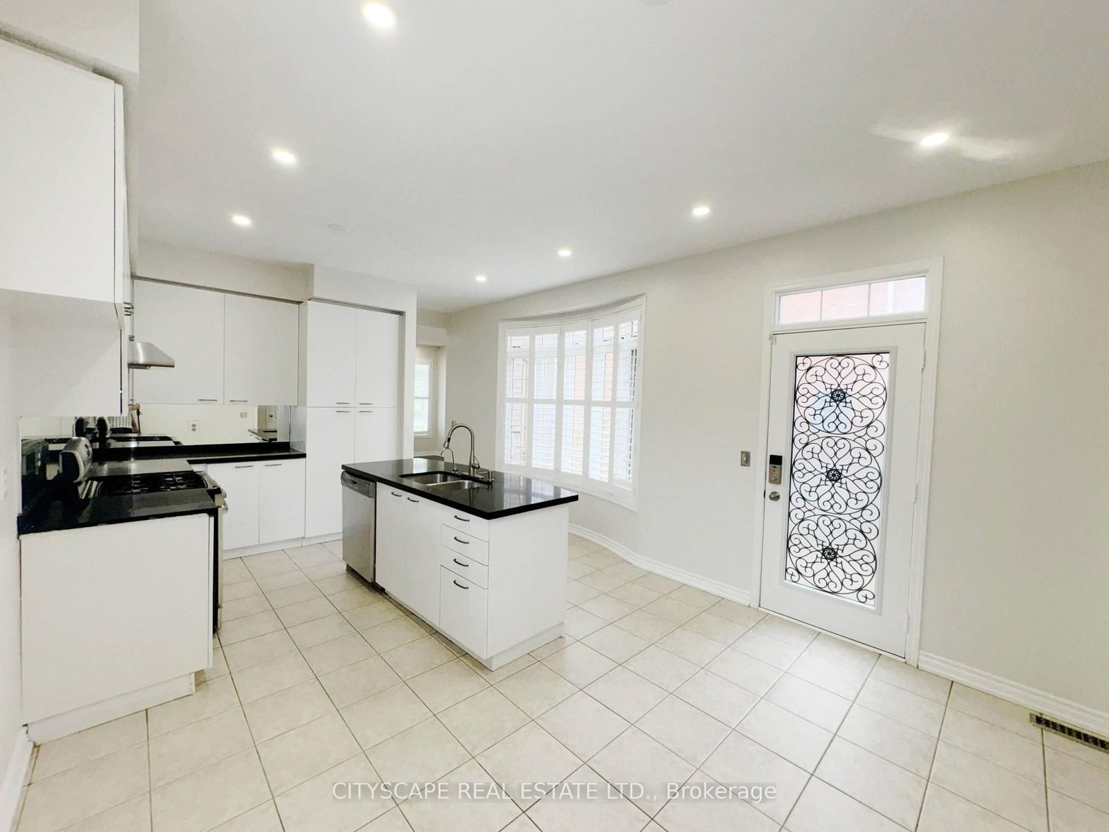 116 Emery Hill Boulevard • Markham, ON photo 11