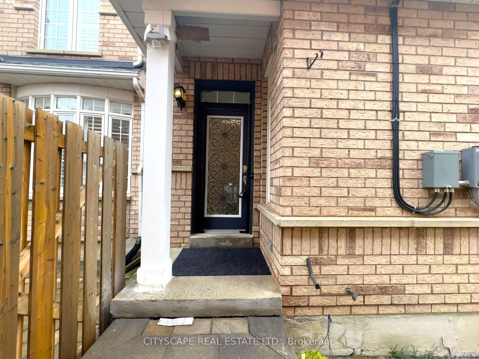 116 Emery Hill Boulevard • Markham, ON photo 4