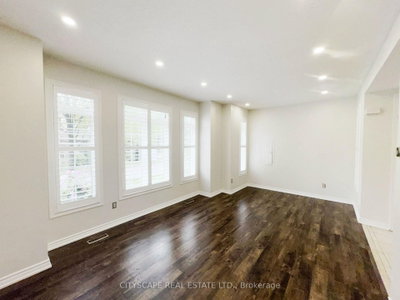 116 Emery Hill Boulevard • Markham, ON photo 8