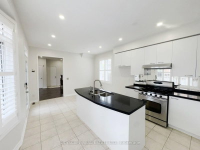 116 Emery Hill Boulevard • Markham, ON photo 9