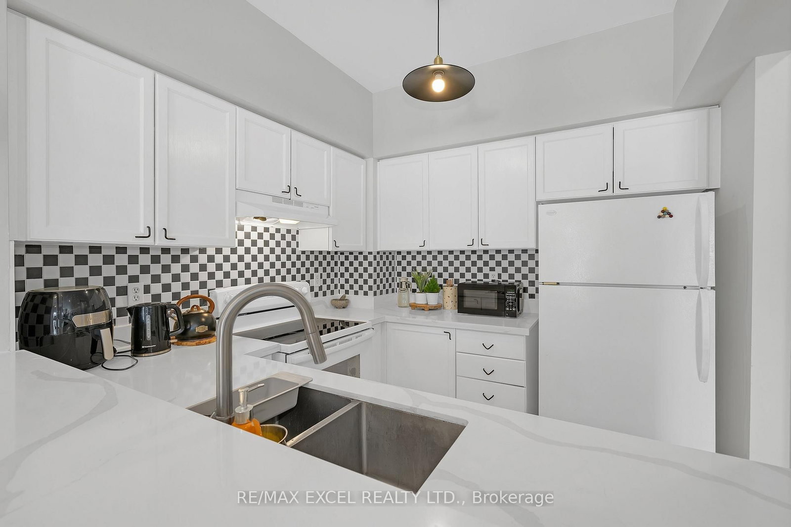 10 Cox Boulevard • #3 • Markham, ON photo 18