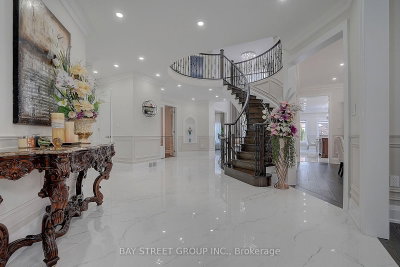 218 Boake Trail • Richmond Hill, ON photo 4