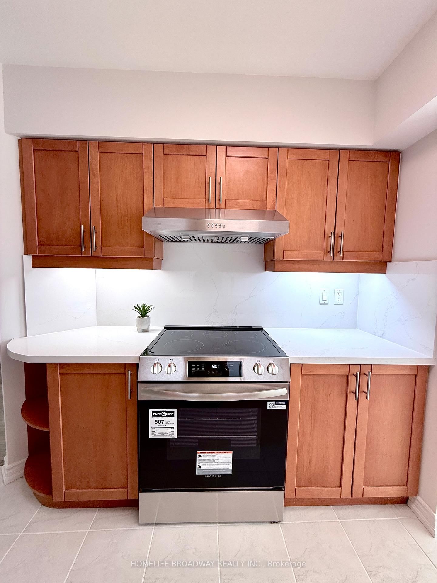 9 Chalmers Road • #203 • Richmond Hill, ON photo 12