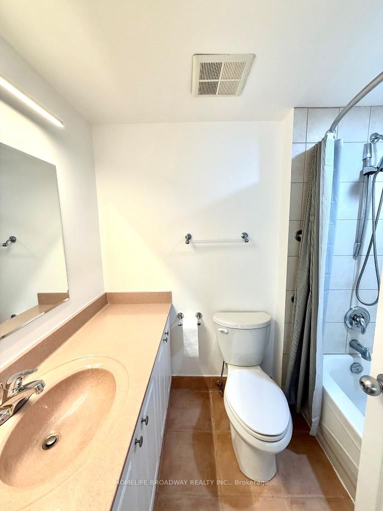 9 Chalmers Road • #203 • Richmond Hill, ON photo 25