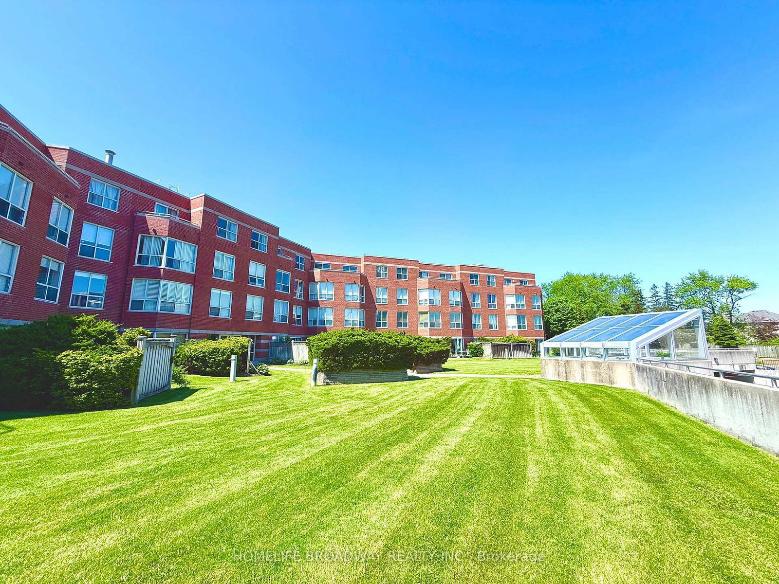 9 Chalmers Road • #203 • Richmond Hill, ON photo 31