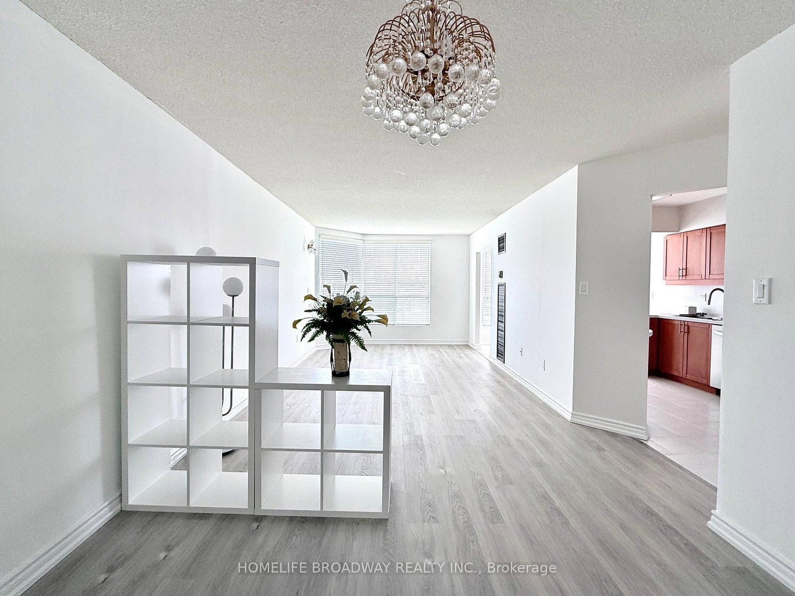 9 Chalmers Road • #203 • Richmond Hill, ON photo 6