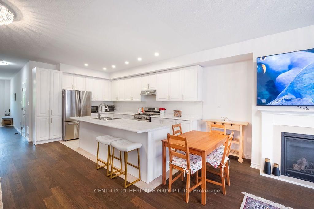 28 Cupples Farm Lane • East Gwillimbury, ON photo 12