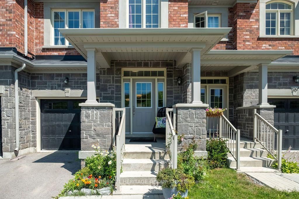 28 Cupples Farm Lane • East Gwillimbury, ON photo 5