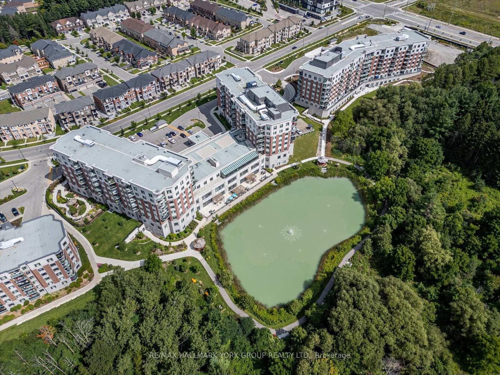 460 William Graham Drive • #116 • Aurora, ON photo 3