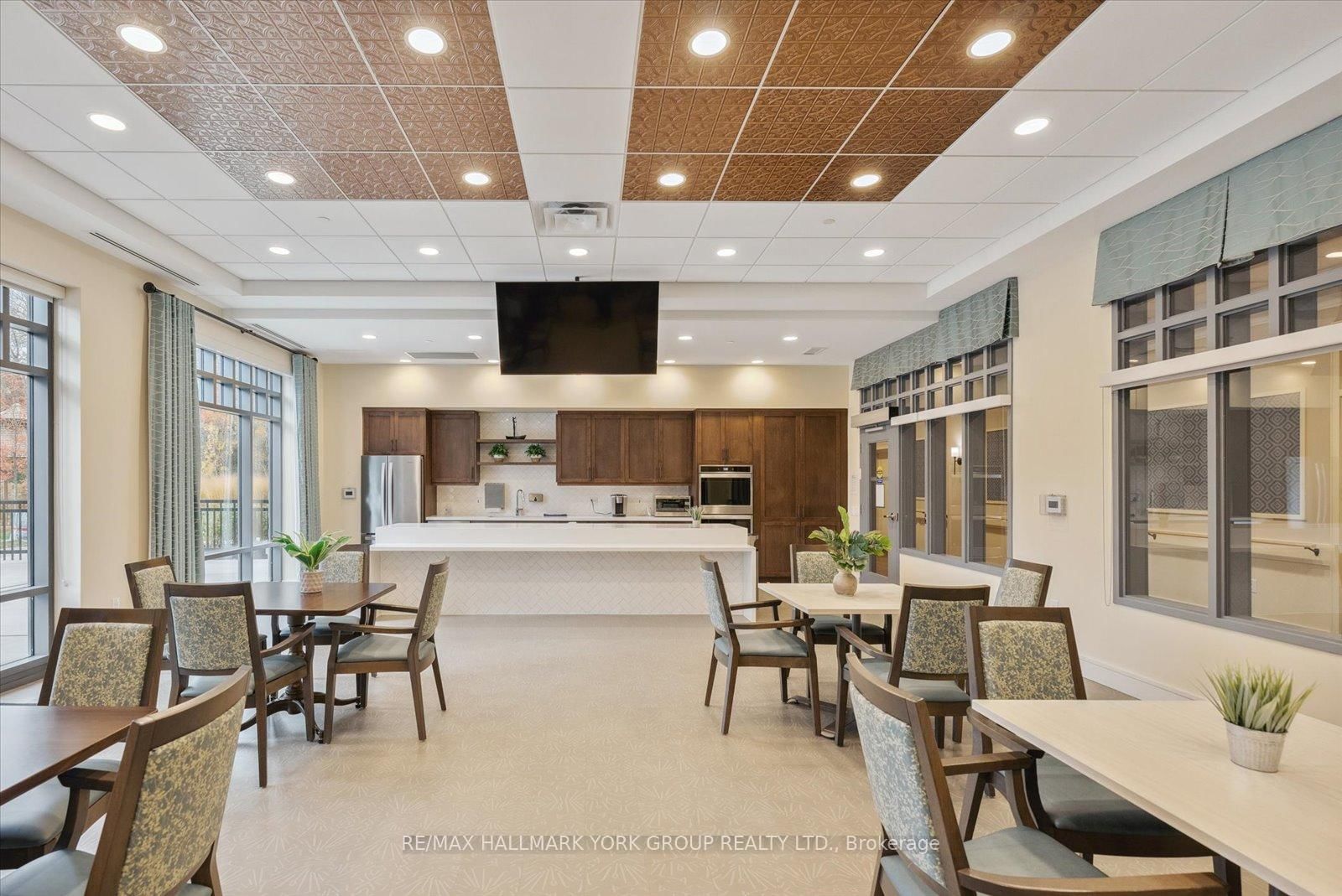 460 William Graham Drive • #116 • Aurora, ON photo 34