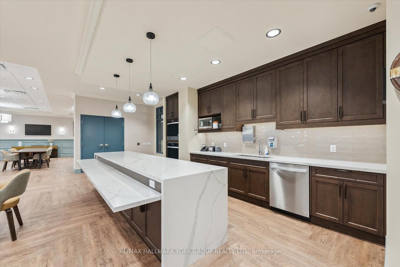 460 William Graham Drive • #116 • Aurora, ON photo 39