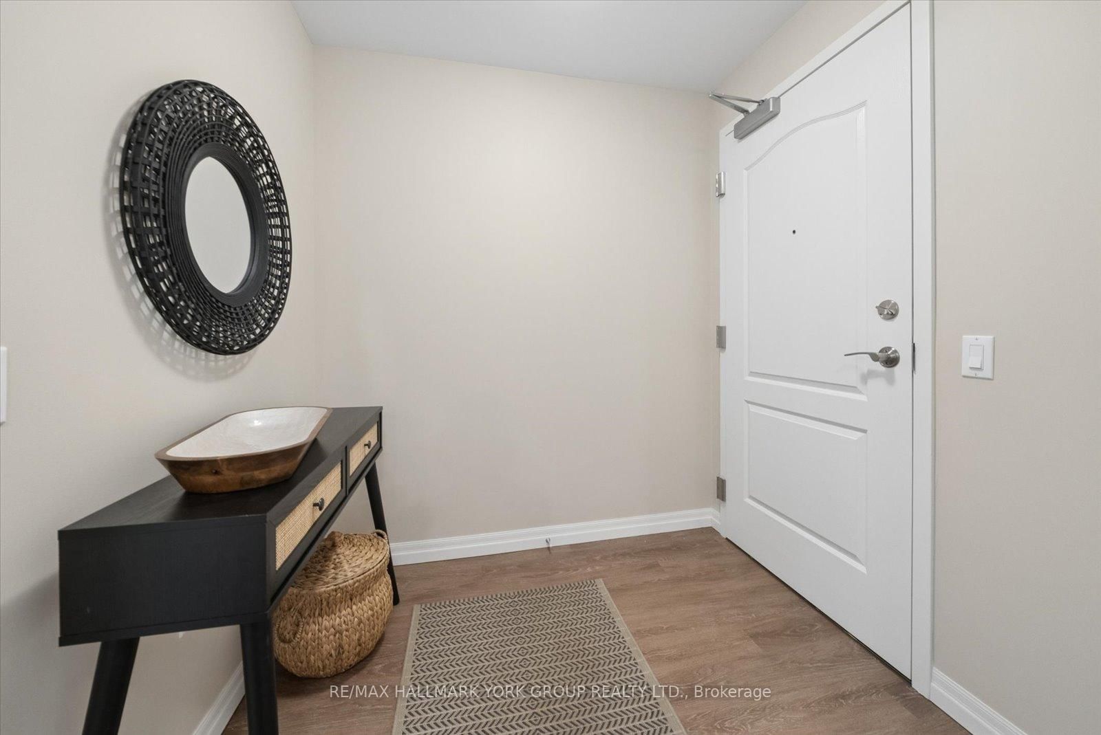 460 William Graham Drive • #116 • Aurora, ON photo 5