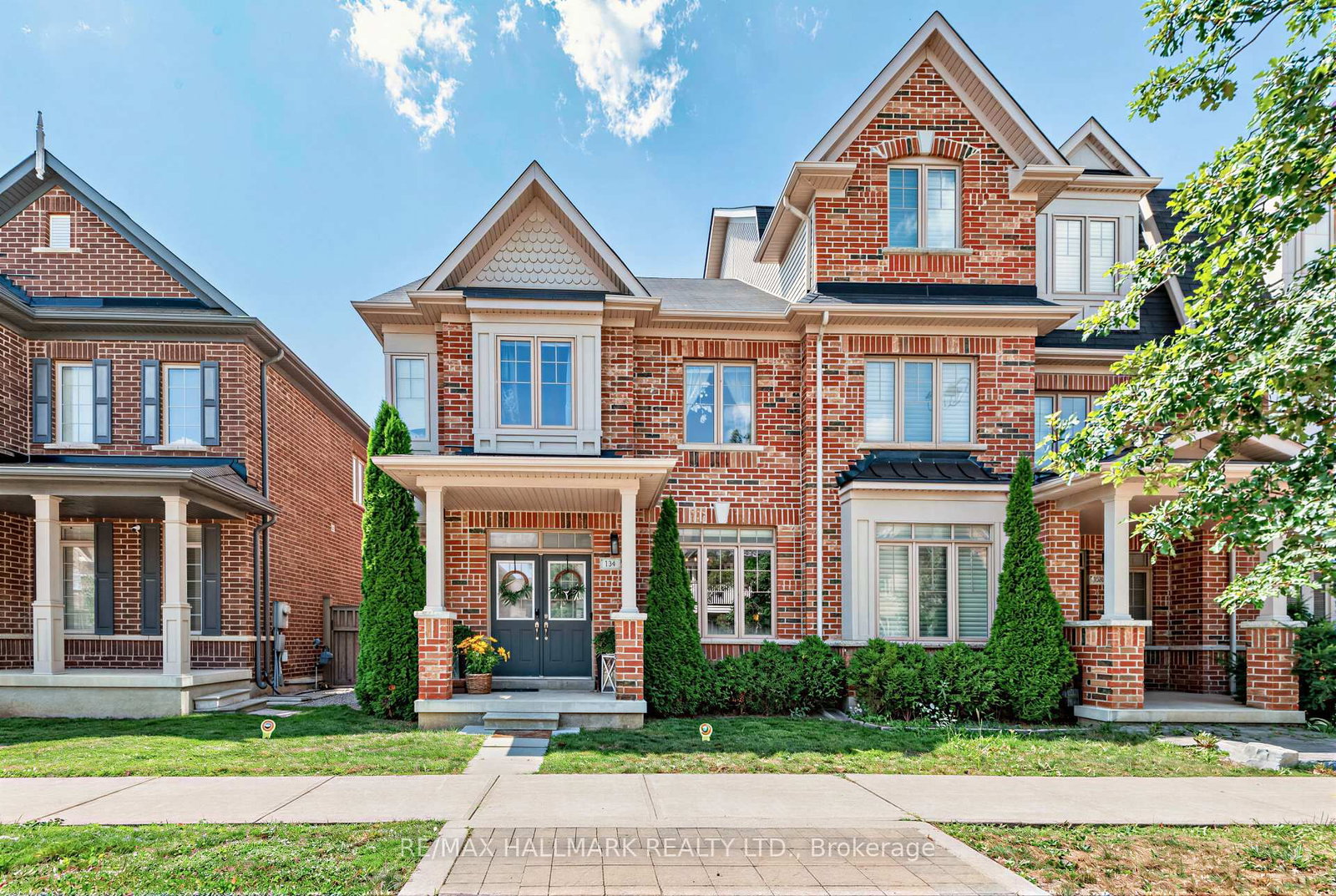 124 Barons Street • Vaughan, ON photo 1