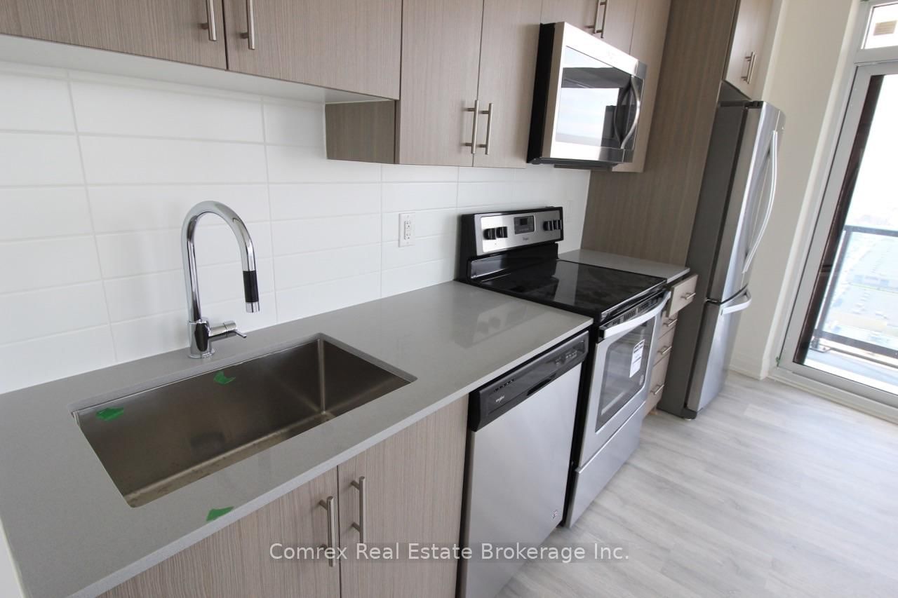 2605-3700 Hwy 7 Ave, Vaughan, view 3