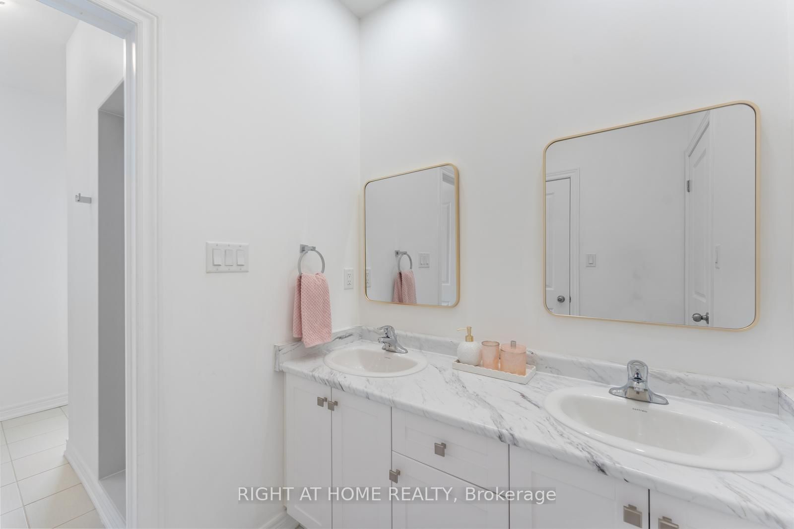 42 Alistair Crescent • Vaughan, ON photo 33