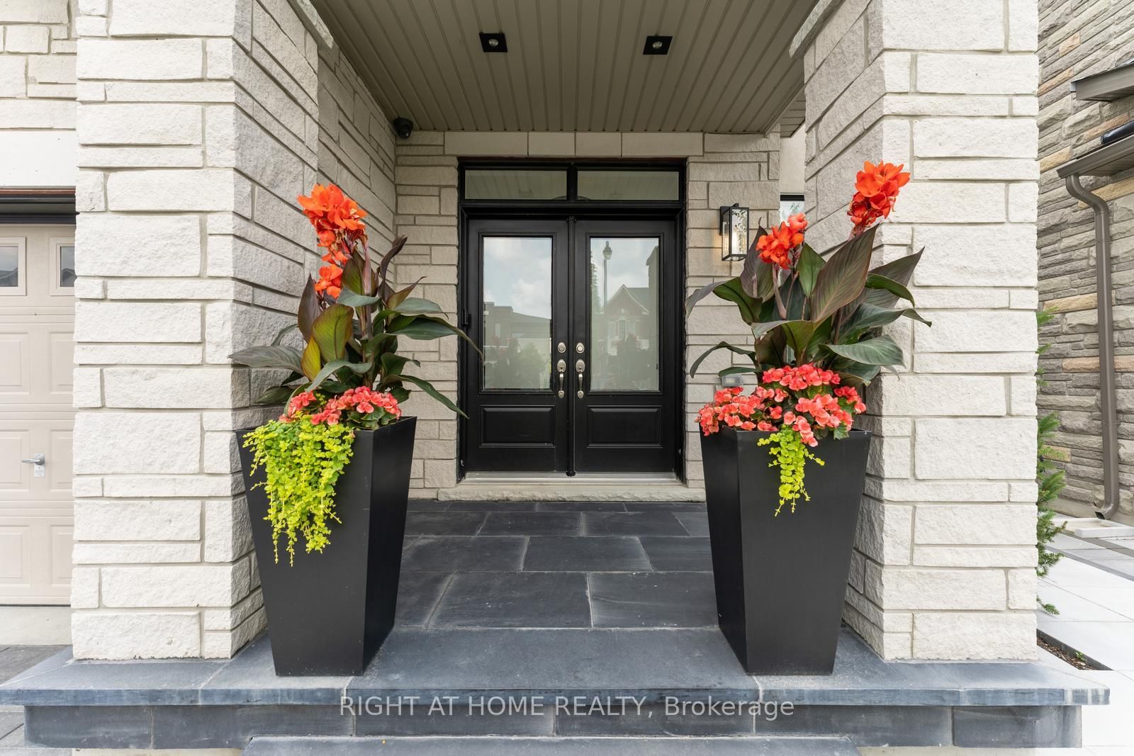 42 Alistair Crescent • Vaughan, ON photo 8