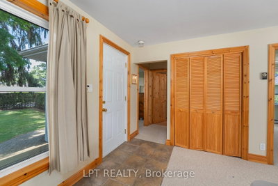 101 Hedge Road • Georgina, ON photo 8