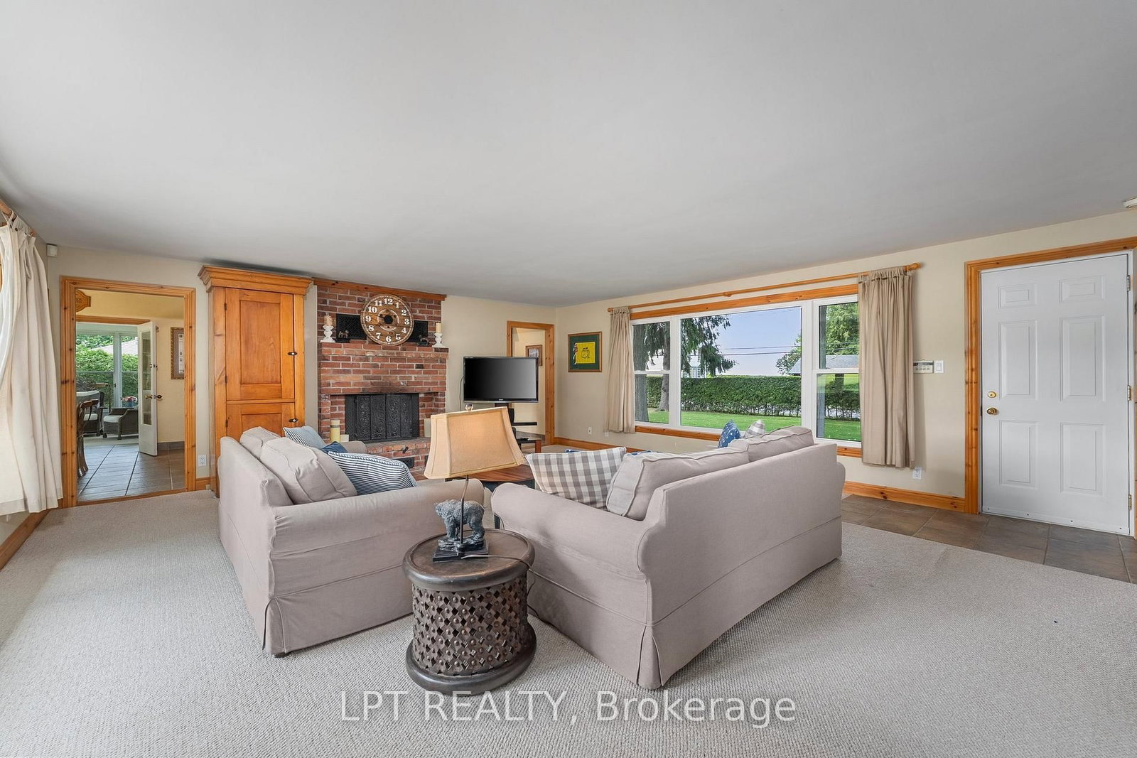 101 Hedge Road • Georgina, ON photo 9