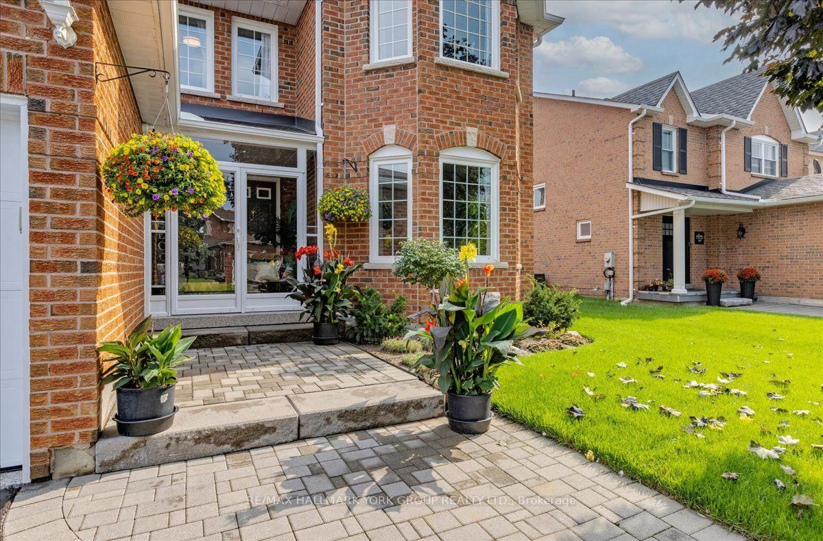 151 Natanya Boulevard • Georgina, ON photo 5