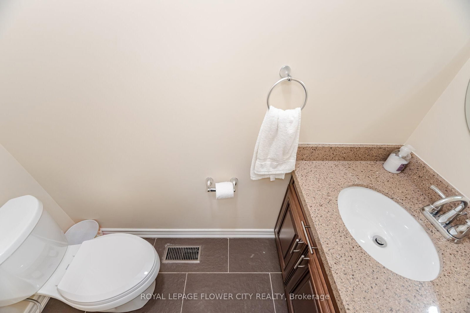68 Denton Circle • Vaughan, ON photo 14