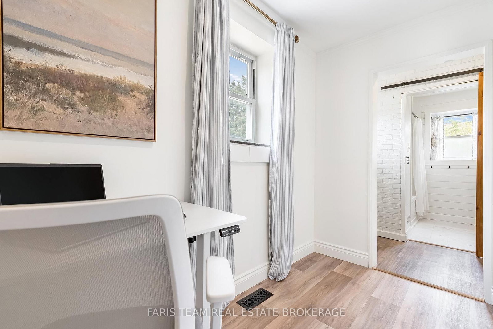 987 Isabella Street • Innisfil, ON photo 18
