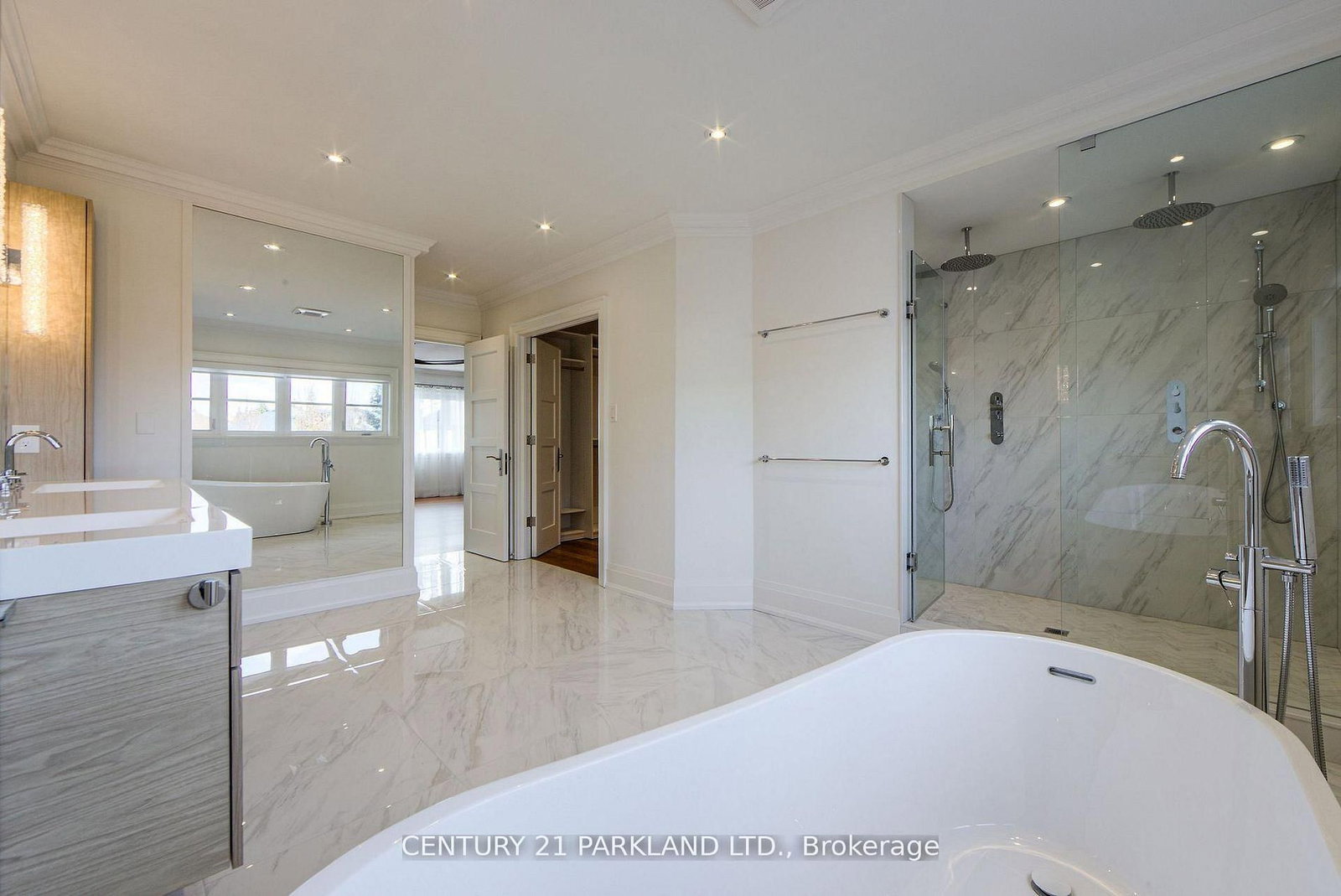 16 Flatbush Avenue • Vaughan, ON photo 37