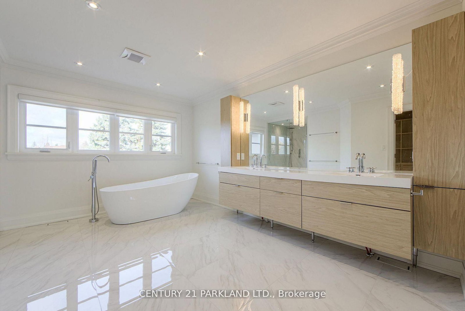 16 Flatbush Avenue • Vaughan, ON photo 38