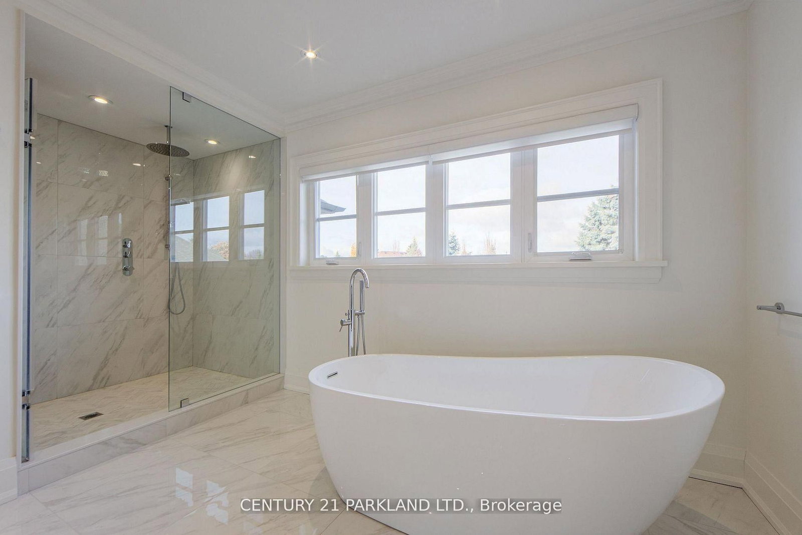 16 Flatbush Avenue • Vaughan, ON photo 39