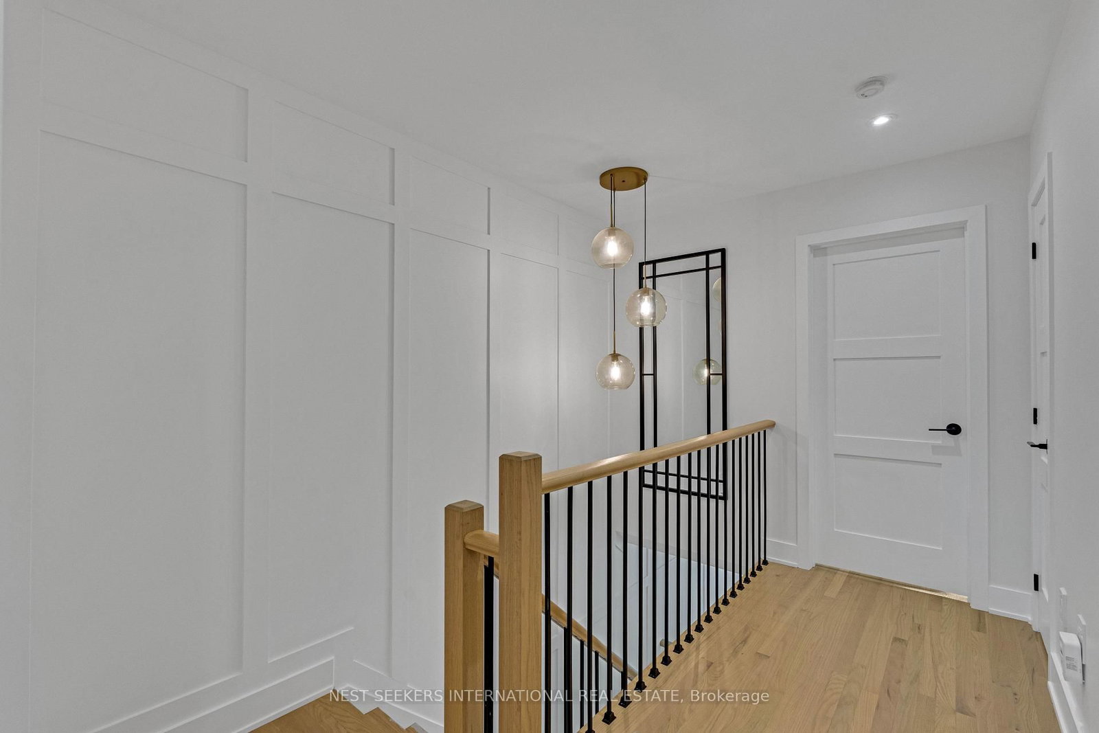 233 Venice Gate Drive • Vaughan, ON photo 10