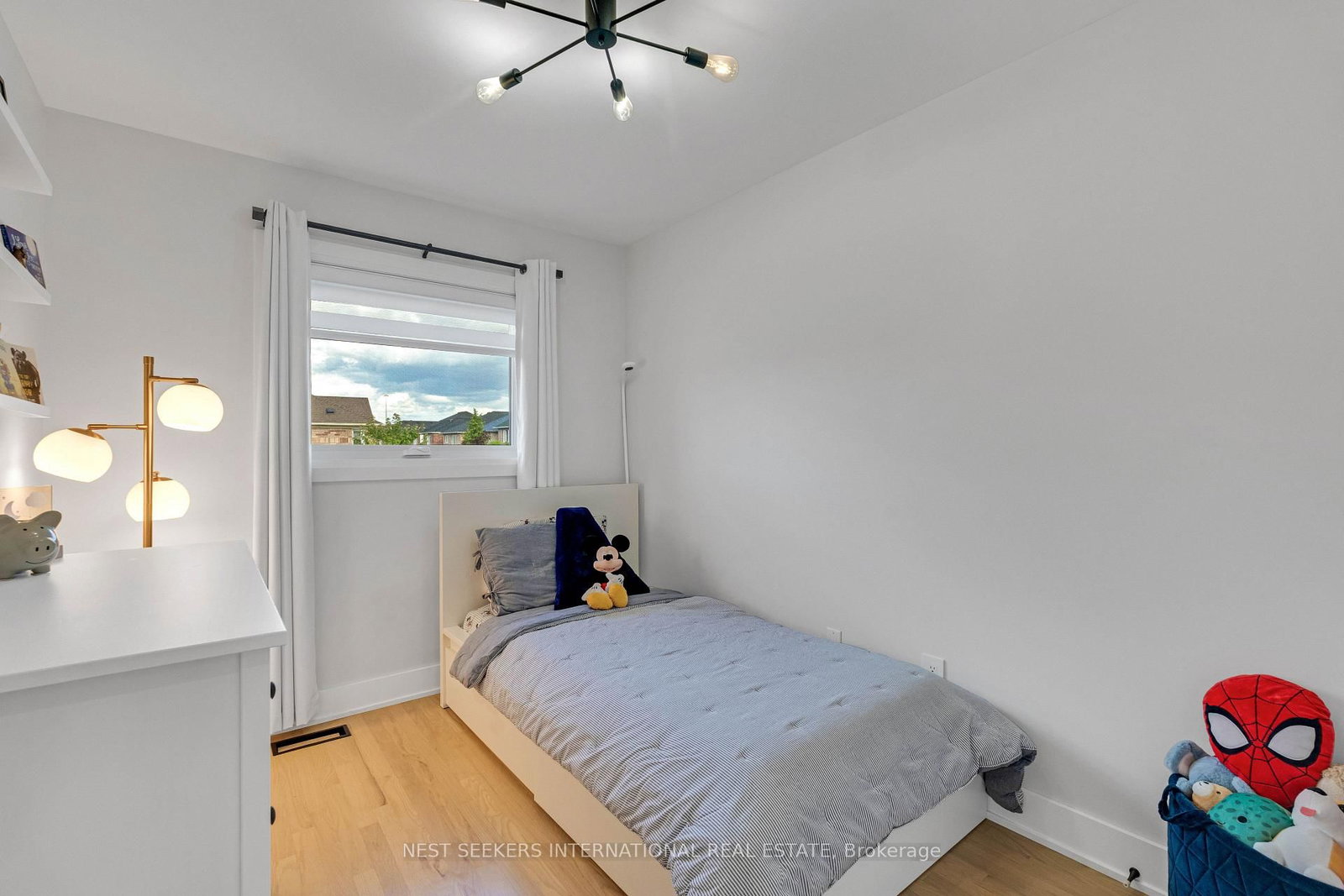 233 Venice Gate Drive • Vaughan, ON photo 15