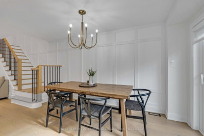 233 Venice Gate Drive • Vaughan, ON photo 3