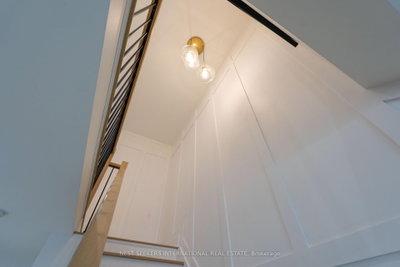 233 Venice Gate Drive • Vaughan, ON photo 8