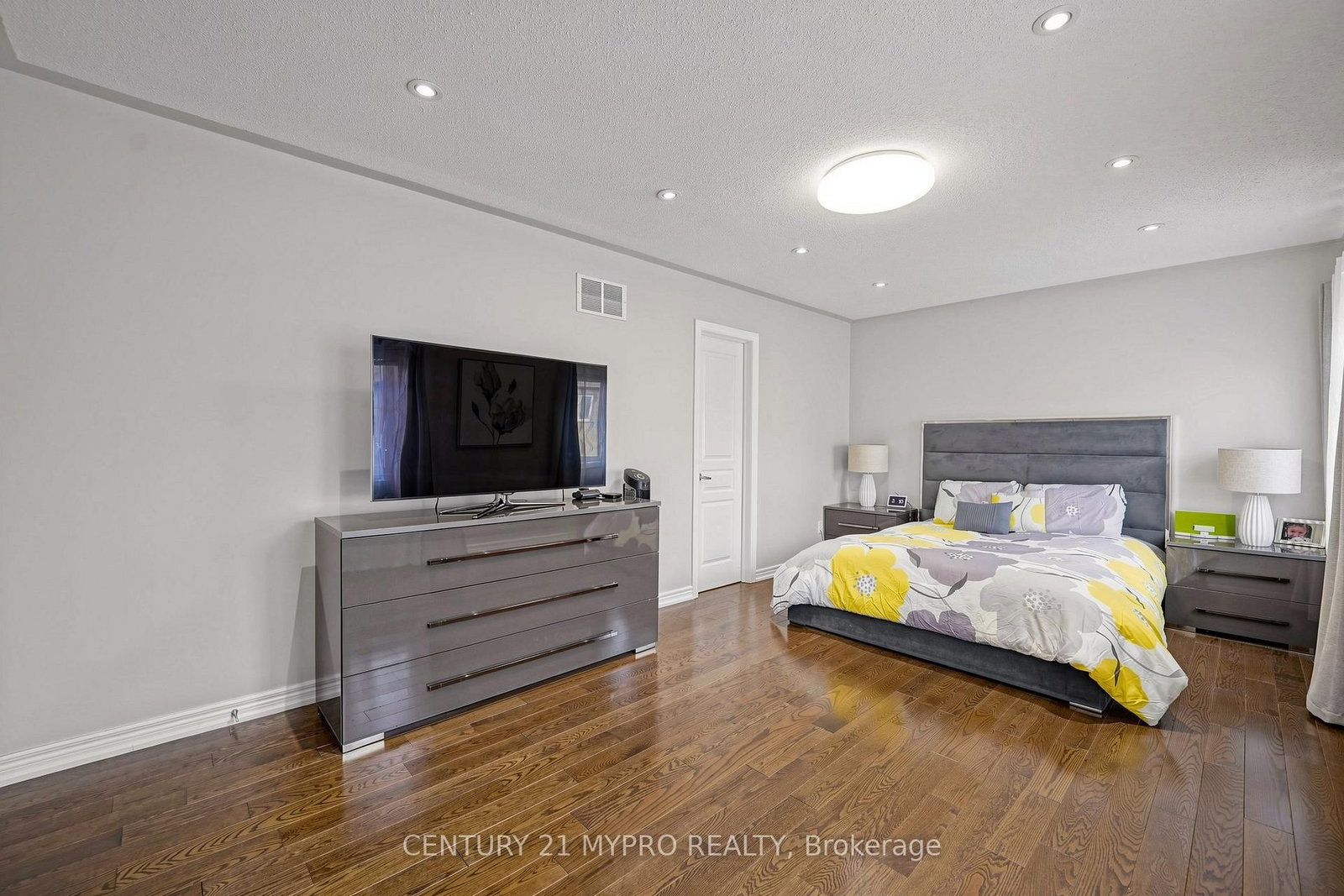 225 Silver Maple Road • Richmond Hill, ON photo 19