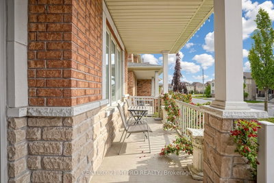 225 Silver Maple Road • Richmond Hill, ON photo 4