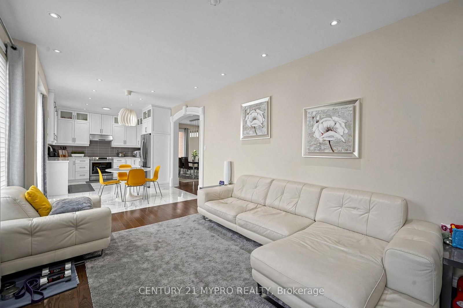 225 Silver Maple Road • Richmond Hill, ON photo 7