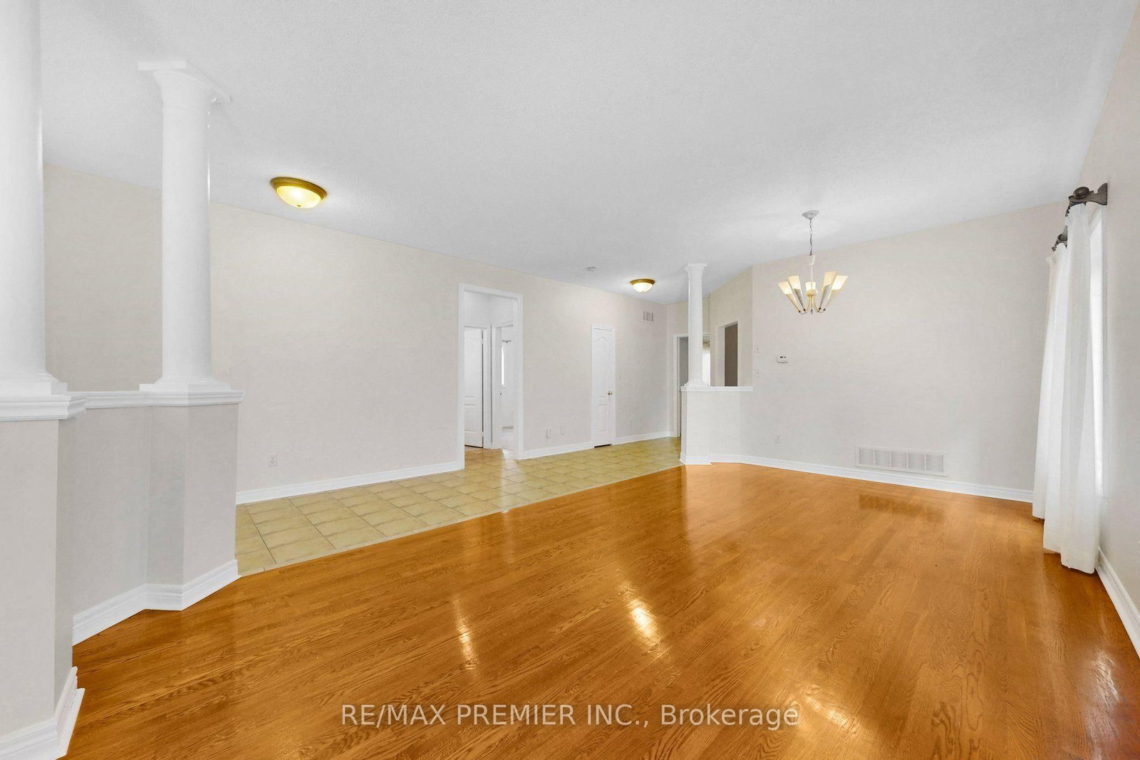 146 South Belair Drive • Vaughan, ON photo 5