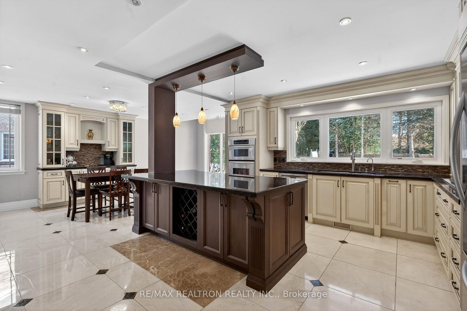 17 Old English Lane • Markham, ON photo 16