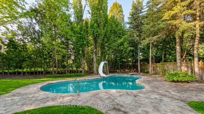 17 Old English Lane • Markham, ON photo 4