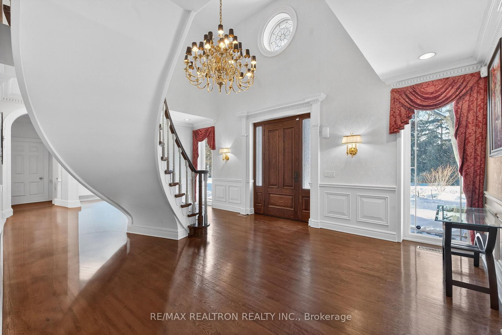 17 Old English Lane • Markham, ON photo 9