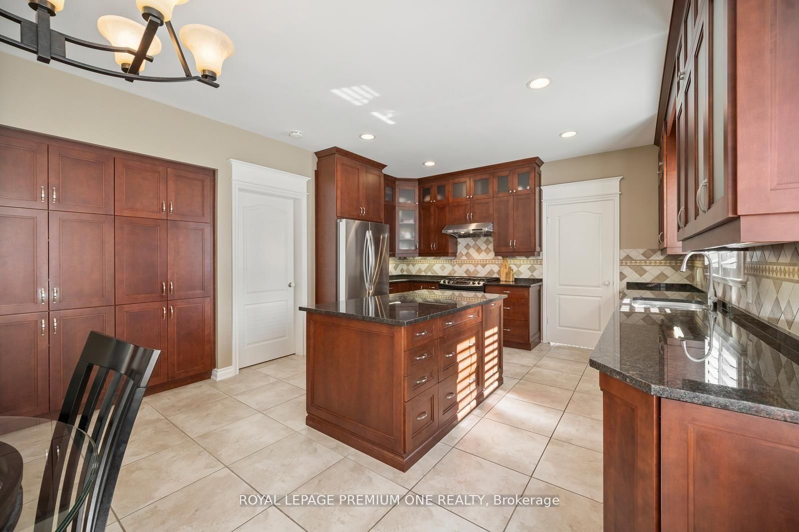 536 Village Parkway • Markham, ON photo 14