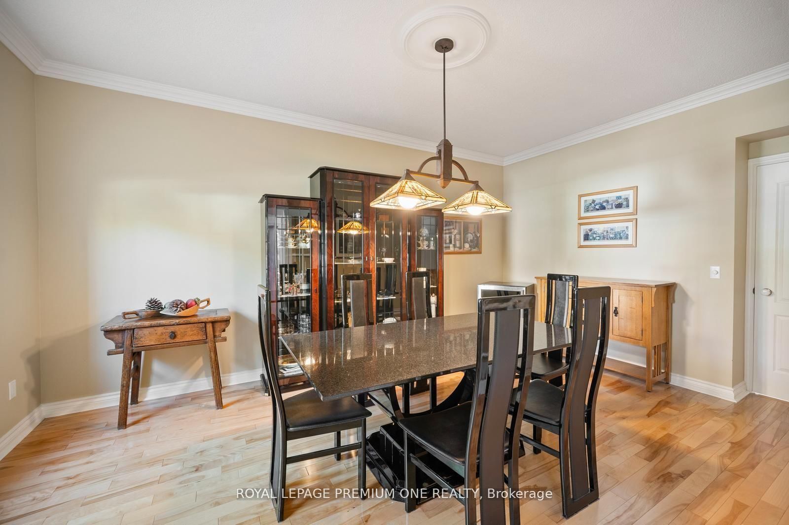 536 Village Parkway • Markham, ON photo 18