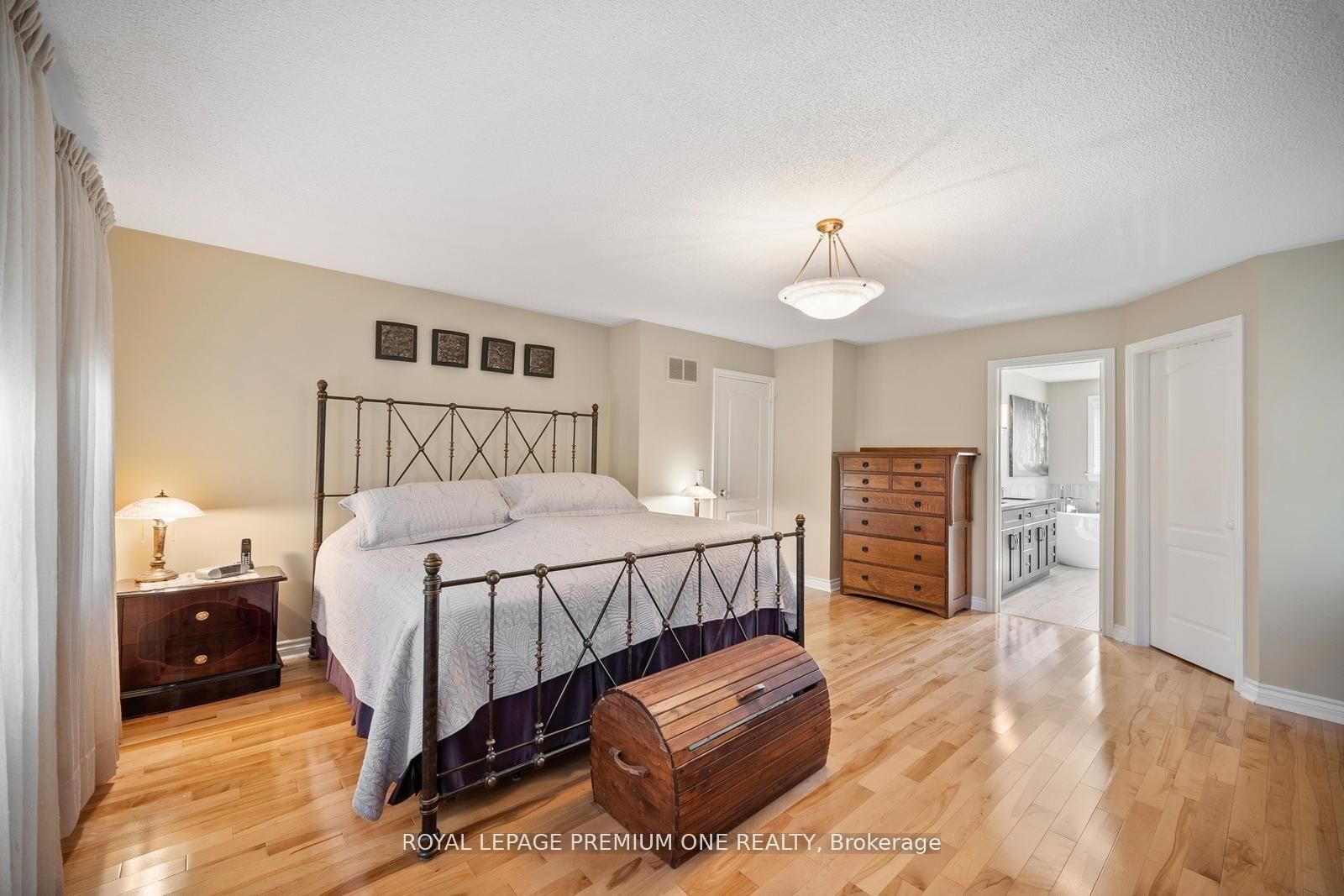 536 Village Parkway • Markham, ON photo 23