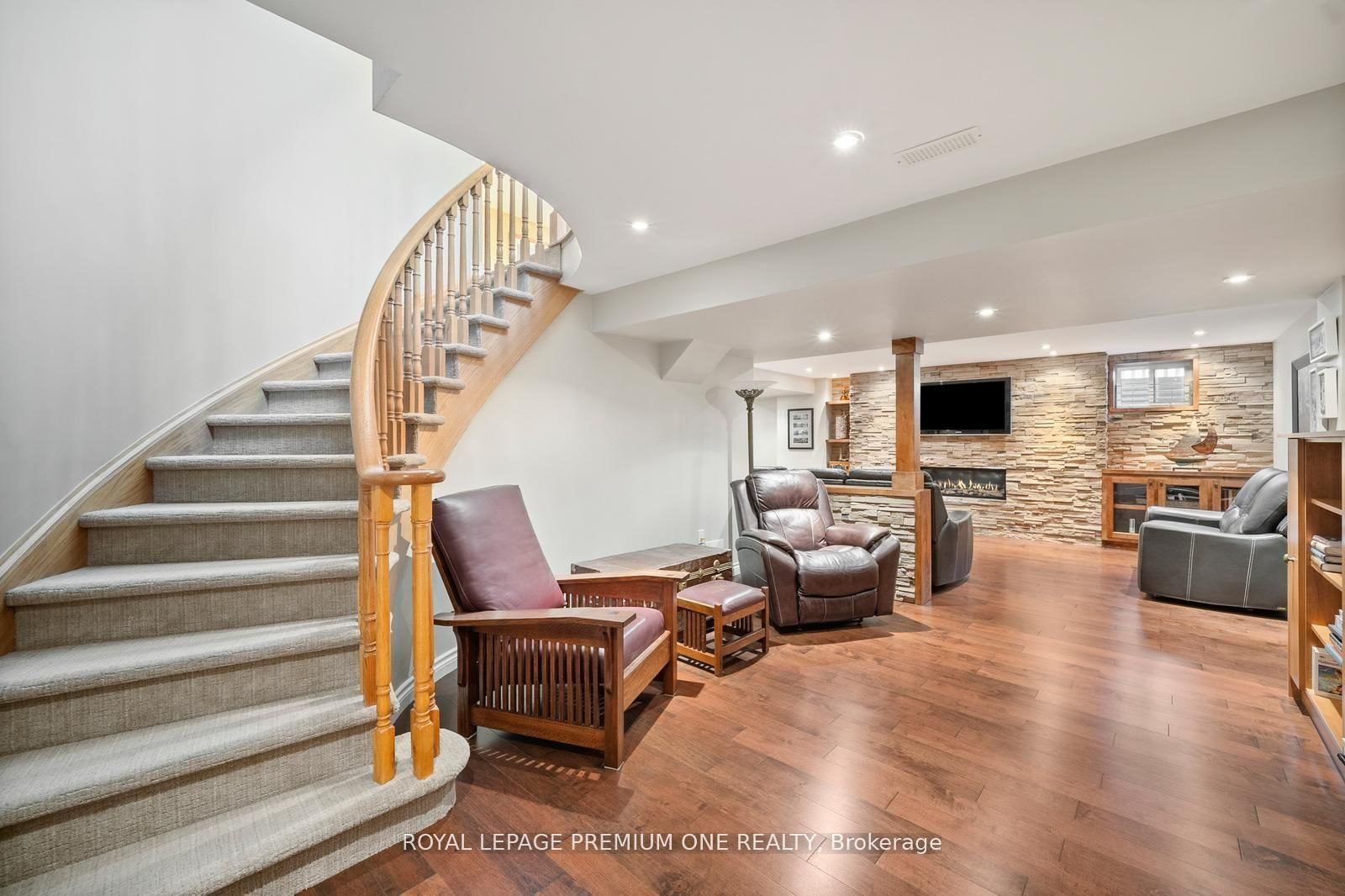 536 Village Parkway • Markham, ON photo 32