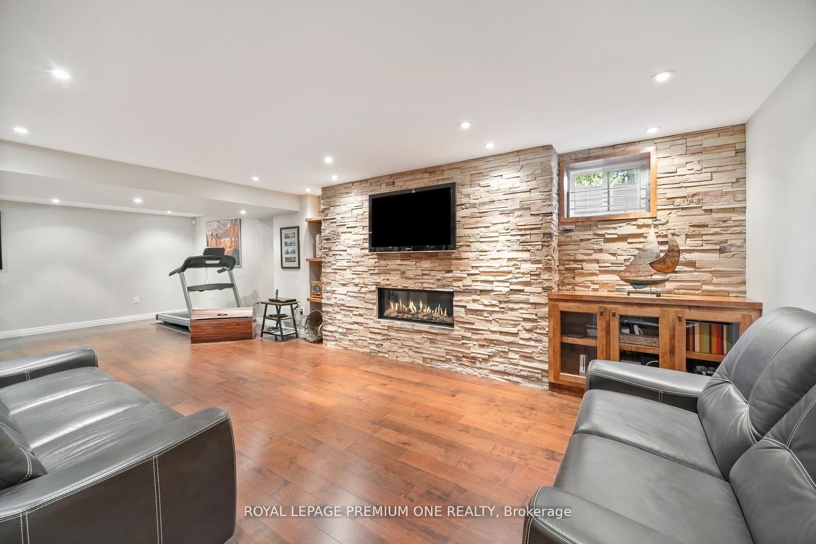 536 Village Parkway • Markham, ON photo 34