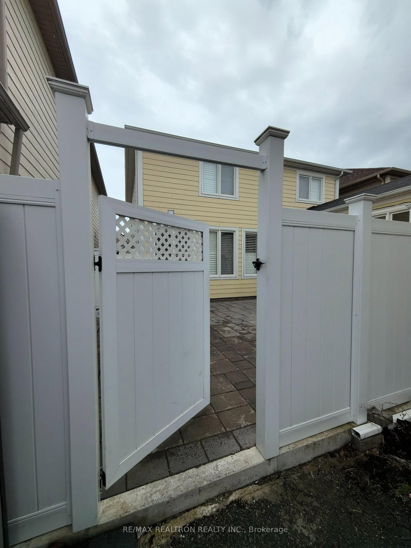 29 Clayson St photo 4