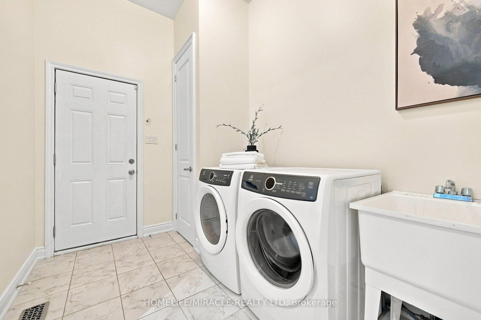 14 Zenith Avenue • Vaughan, ON photo 43