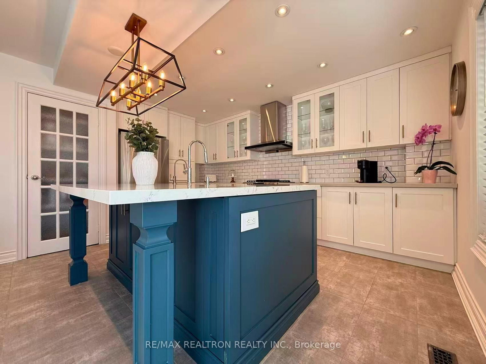 213 Roseheath Drive • Vaughan, ON photo 10